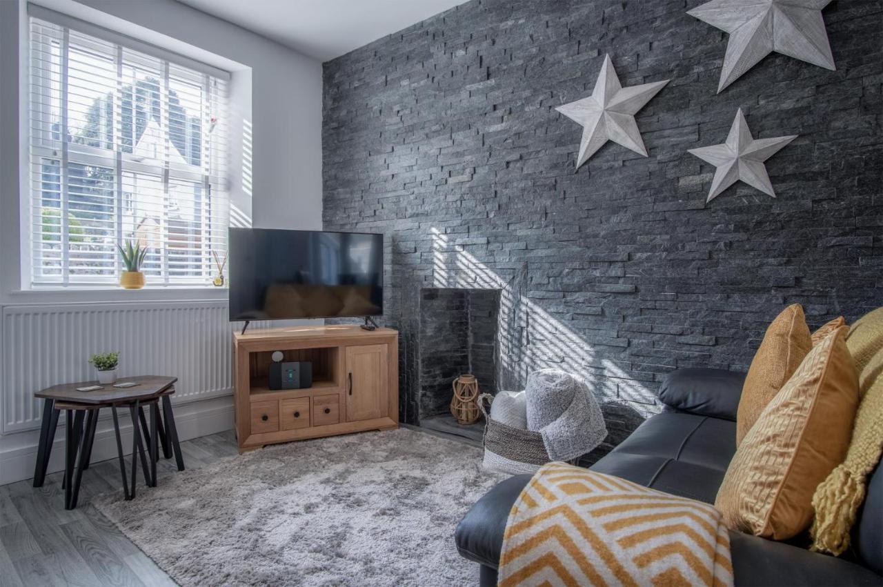 Hawtree Cottage - 2 Bedroom Cottage - Tenby Bagian luar foto
