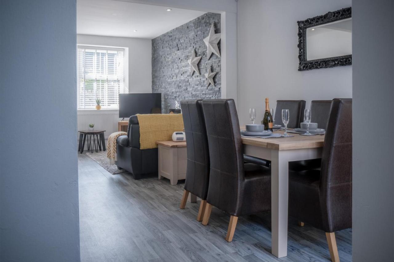 Hawtree Cottage - 2 Bedroom Cottage - Tenby Bagian luar foto