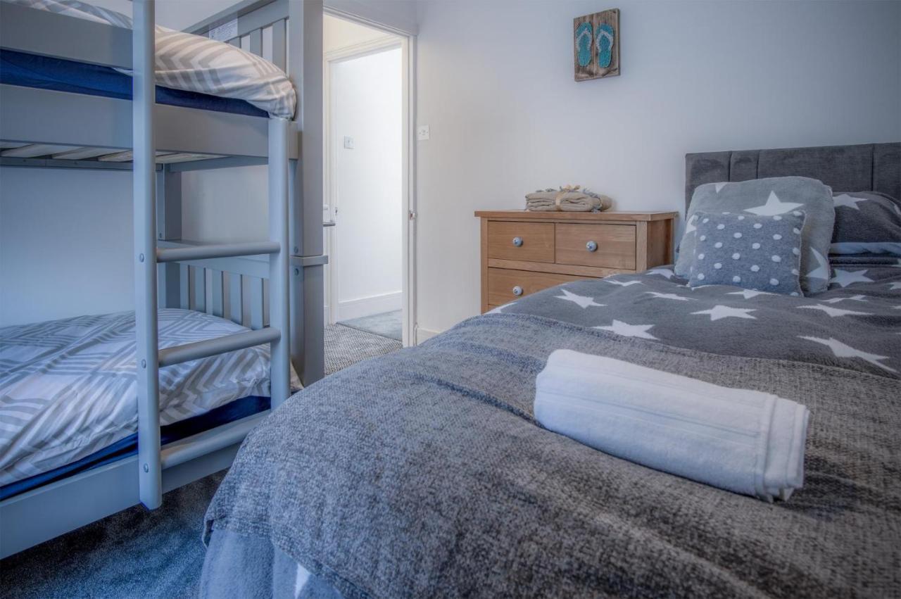 Hawtree Cottage - 2 Bedroom Cottage - Tenby Bagian luar foto