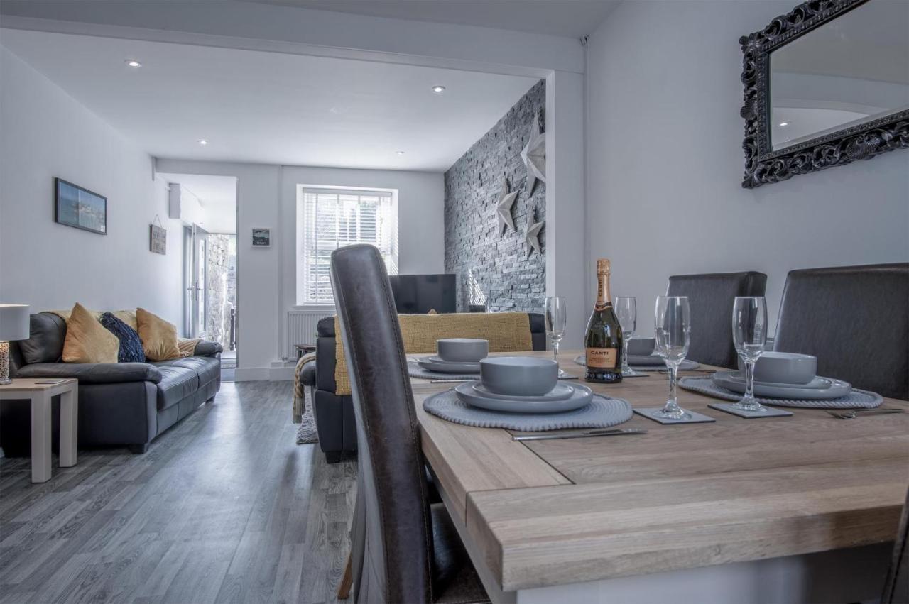 Hawtree Cottage - 2 Bedroom Cottage - Tenby Bagian luar foto