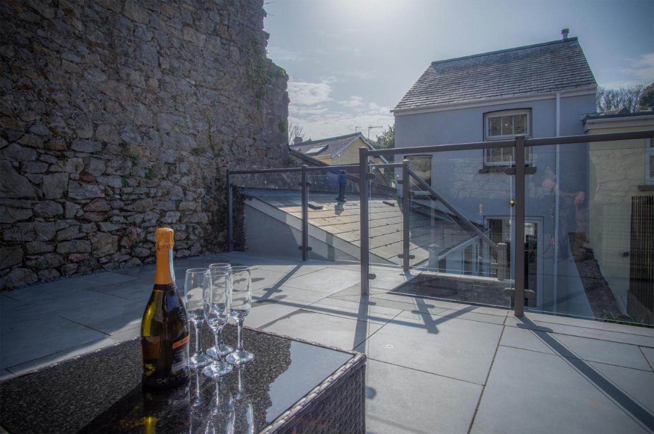 Hawtree Cottage - 2 Bedroom Cottage - Tenby Bagian luar foto