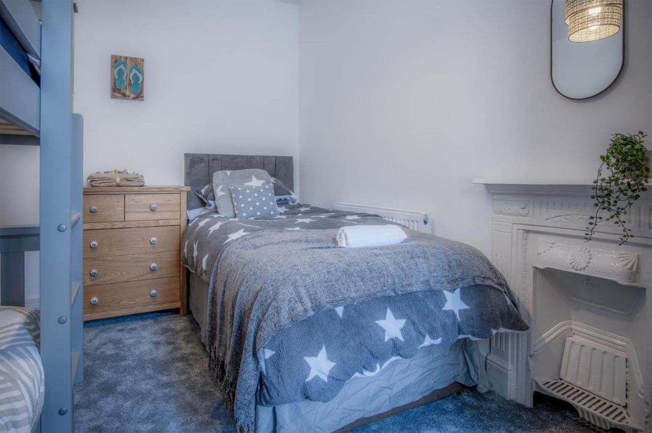 Hawtree Cottage - 2 Bedroom Cottage - Tenby Bagian luar foto