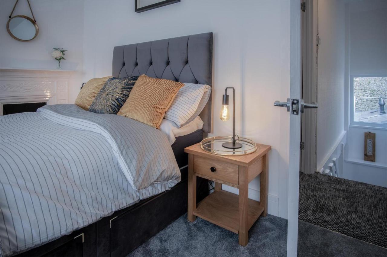 Hawtree Cottage - 2 Bedroom Cottage - Tenby Bagian luar foto
