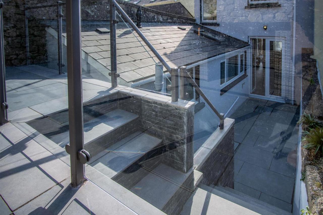 Hawtree Cottage - 2 Bedroom Cottage - Tenby Bagian luar foto