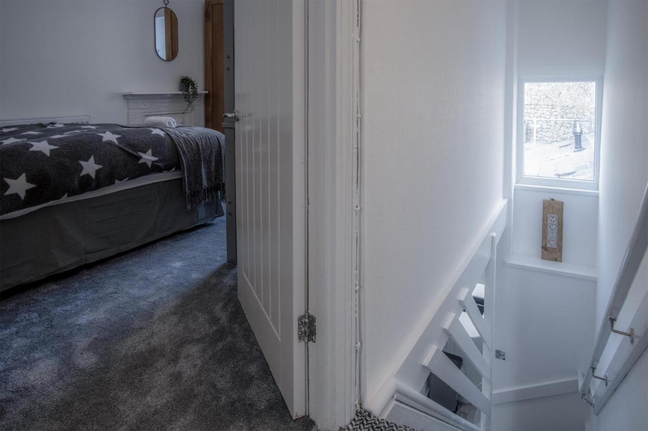 Hawtree Cottage - 2 Bedroom Cottage - Tenby Bagian luar foto